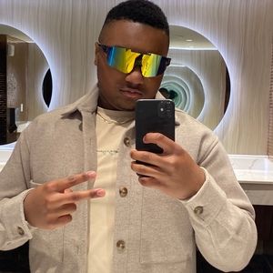 Meet your Posher, Samir